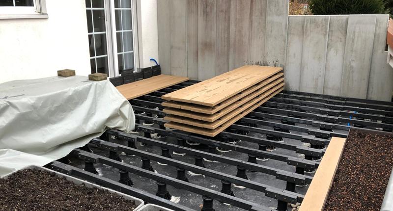 Millboard Terrassenböden verlegen – DIY oder den Experten machen lassen?